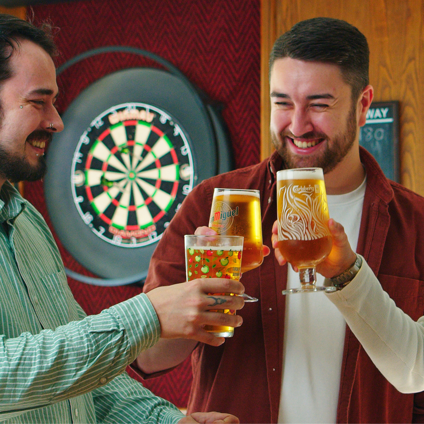 Raise a glass This Father's Day at The Queens Head in Dawley, Telford!